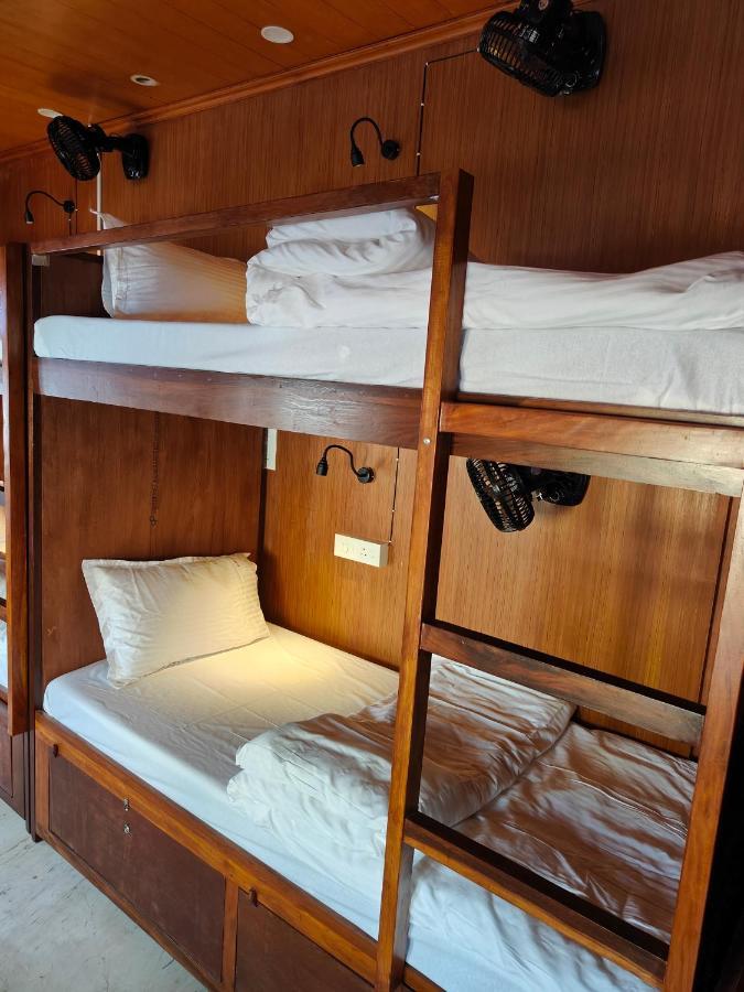 Unpack Hostel Pondicherry Bagian luar foto